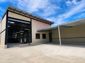 Bodega-Galpón-Depósito · 600m² · 4 Estacionamientos · Galera en Venta - Rio Abajo - 600 m²