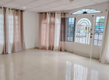 Casa de 3 habitaciones, Panamá · Alquiler de Casa en Villa Belen