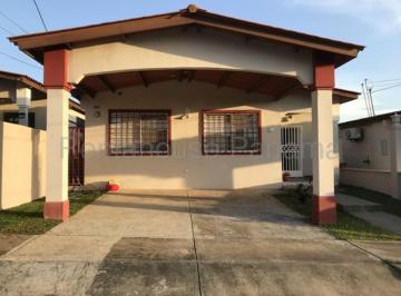 Casa de 3 habitaciones, Arraiján · Venta de Casa en Arraiján