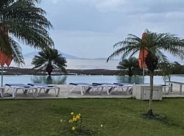 Casa en Venta de 3 habitaciones La Chorrera · Se Vende Casas Frente a La Playa