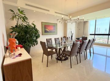 Apartamento · 700m² · 5 Recámaras · 6 Estacionamientos · Venta de Apartamento en Santa Maria