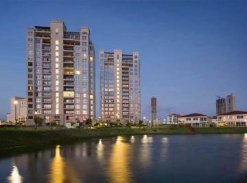 Apartamento · 5 Recámaras · 4 Estacionamientos · Venta de Penthouse en Santa María Golf & Country Club