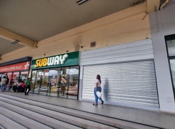 Local comercial , Panamá · Se Alquila Local Comercial en Gran Estacion
