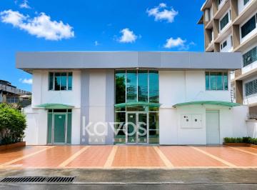 Edificio · 397m² · 7 Recámaras · Edificio Comercial o Residencial a La Venta en El Carmen