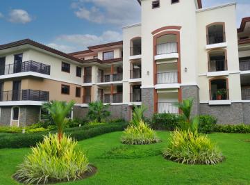 Apartamento de 4 habitaciones, Panamá · Apartamento Tipo Garden Se Alquila - 276 m²