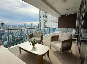 Apartamento de 4 habitaciones, Panamá · Se Vende Espectacular Penthouse Dúplex Remodelado en Punta Pacífica.