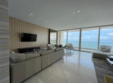 Apartamento · 329m² · 3 Recámaras · 2 Estacionamientos · Alquiler de Apartamento Amoblado en The Towers 329 m², Paitilla