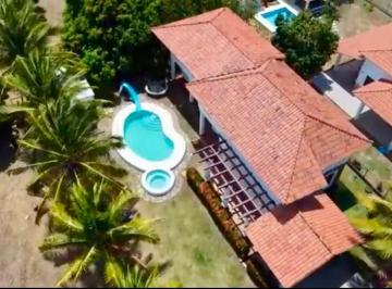 Casa · 320m² · 5 Recámaras · 5 Estacionamientos · Alquiler de Casa en Playas Punta Chame PH La Colonia