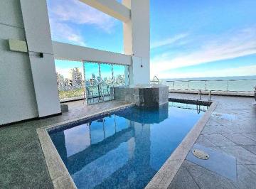 Apartamento · 148m² · 2 Recámaras · 1 Estacionamientos · Venta de Apartamento Remate en Av Balboa Vista Al Mar
