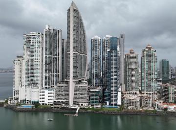 Apartamento · 273m² · 3 Recámaras · 2 Estacionamientos · Venta de Apartamento PH Allure At Punta Pacífica