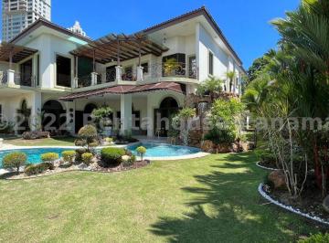 Casa de 5 habitaciones, Panamá · Vendo Casa en Santa Maria