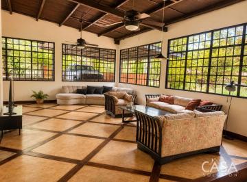Casa de 2 habitaciones, Boquete · Casa Amplia con Ventilación Natural en Venta en Caldera
