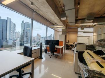 Oficina comercial · 140m² · 4 Recámaras · 2 Estacionamientos · Venta Oficina Terminada en Obarrio Sortis Business Tower Cpv