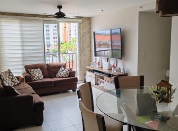 Apartamento · 95m² · 3 Recámaras · 1 Estacionamientos · Se Alquila Apartramento en PH Torres de Versalles II