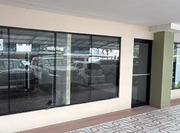 Local comercial · 94m² · 2 Recámaras · 1 Estacionamientos · Alquiler de Local Comercial en Plaza Royal Center | Marbella