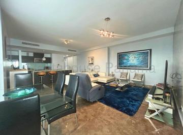 Apartamento de 2 habitaciones, Panamá · Alquiler de Apartamento en Av Balboa