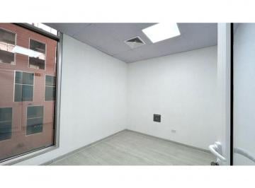 Oficina comercial , Panamá · Venta de Consultorio o Oficina Remodelada Town Center Costa del Este. Km