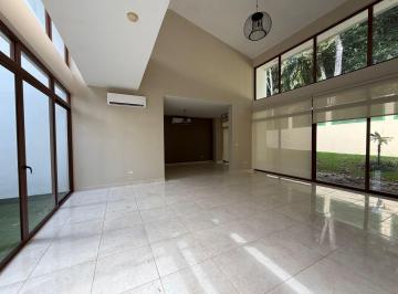 Casa · 475m² · 4 Recámaras · 4 Estacionamientos · Alquiler de Casa en Clayton - PH Los Senderos de Camino de Cruces