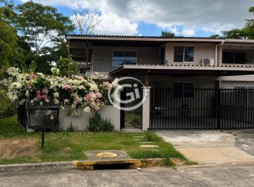 Casa de 4 habitaciones, Panamá · Alquiler Casa Lo Ríos, Clayton. 4 Habitaciones. 427 m²