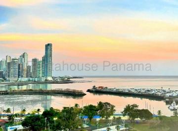 Apartamento de 2 habitaciones, Panamá · Venta de Apartamento en Sky Residences Av Balboa Hq