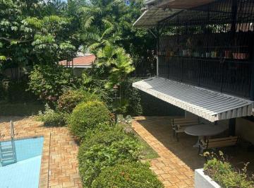 Casa de 4 habitaciones, Panamá · Venta de Casa en El Carmen