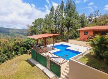 Casa · 360m² · 3 Recámaras · 4 Estacionamientos · Casa Campestre a La Venta Altos del Maria Sora