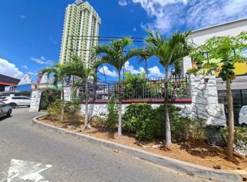 Casa de 4 habitaciones, Panamá · Venta de Casa en El Carmen Abs26 - 7355