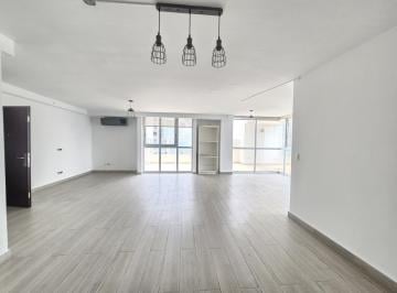 Apartamento · 180m² · 3 Recámaras · 2 Estacionamientos · Apartamento en Bella Vista en PH Belle View Tower en Venta – Lh