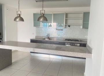 Apartamento de 2 habitaciones, Panamá · Venta Apto PH Miró El Cangrejo