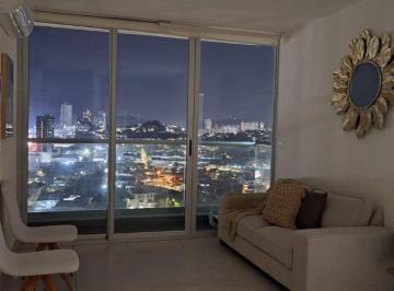 Apartamento de 2 habitaciones, Panamá · C2560 Se Alquila Semiamoblado o Se Vende Amplio Apartamento en Plaza Edison
