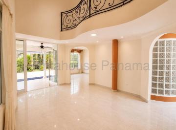 Casa de 4 habitaciones, San Miguelito · Venta de Casa en Altos de Panama Altos de Panamá III 299 m