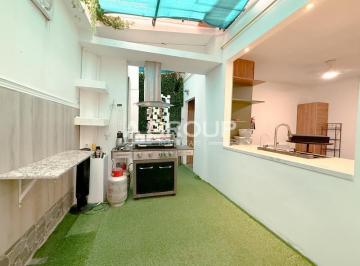 Casa · 467m² · 5 Recámaras · 2 Estacionamientos · Exclusiva Residencia en Punta Paitilla