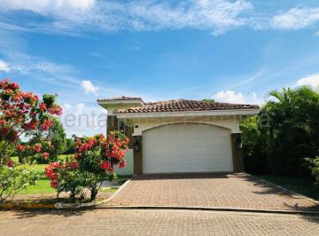 Casa de 3 habitaciones, Panamá · Se Alquila Casa en Cocoli Cur25 - 9438