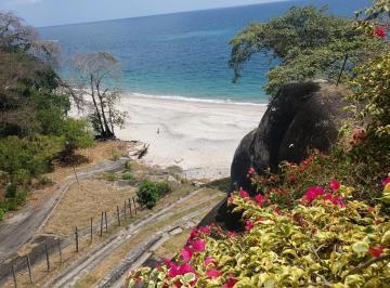 Terreno / Lote , Playas · Se Vende Globo de Terreno con Acceso Privado a La Playa Solymar, Cerca de Bijao
