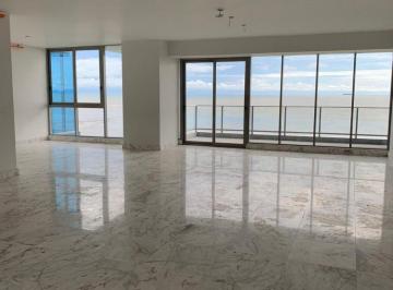 Apartamento de 3 habitaciones, Panamá · Regalia Frente Al Mar $4,200