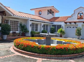 Casa de 6 habitaciones, San Carlos · Se Vende Hermosa Casa en Punta Barco Resort