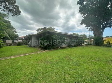 Casa de 4 habitaciones, Panamá · Casa en Venta en Albrook