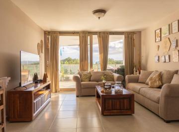 Apartamento de 3 habitaciones, Antón · Los Balcones. Playa Blanca. 124 m 3r 3b Amoblado $235,000.00neg