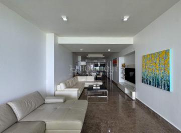 Apartamento de 2 habitaciones, Panamá · Alquiler Amoblado en Av Balboa PH Yoo & Arts