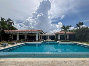 Casa de 3 habitaciones, San Carlos · Vida Frente Al Mar en Su Máxima Expresión – Villa en Alquiler en Vista Mar