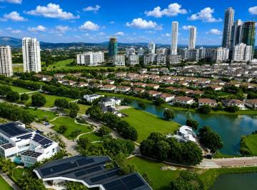 Terreno / Lote , Panamá · Venta de Terreno en Santa María Golf & Country Club, Península Estate, 2,111 m²