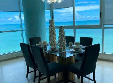 Apartamento · 129m² · 2 Recámaras · 2 Estacionamientos · Venta Apartamento de Playa Royal Palms Gorgona Frente Al Mar