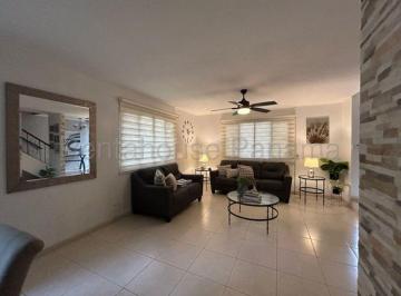 Casa de 3 habitaciones, Panamá · Alquiler de Casa en Albrook