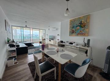 Apartamento · 124m² · 3 Recámaras · 2 Estacionamientos · Venta Apartamento San Francisco Amoblado Piso Alto Mld