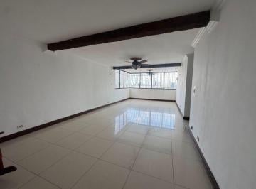 Apartamento de 3 habitaciones, Panamá · Venta de Apartamento en El Dorado con Vista Panorámica y Área Social