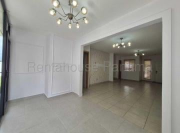 Casa de 3 habitaciones, San Miguelito · Alquilo Casa en Brisas del Golf