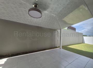 Casa de 3 habitaciones, San Miguelito · Alquiler de Casa en Brisas del Golf Vallarta 210 m