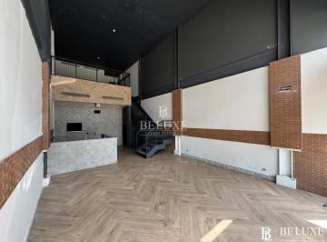 Local comercial · 150m² · 2 Estacionamientos · Alquiler de Local Comercial en Planta Baja, San Francisco (20p)