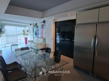 Apartamento · 188m² · 2 Recámaras · 1 Estacionamientos · Apartamento con Den en Alquiler en PH Yacht Club