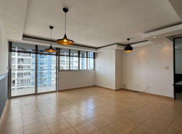 Apartamento de 2 habitaciones, Panamá · Cosmopolitan Tower, Pueblo Nuevo, Transistmica